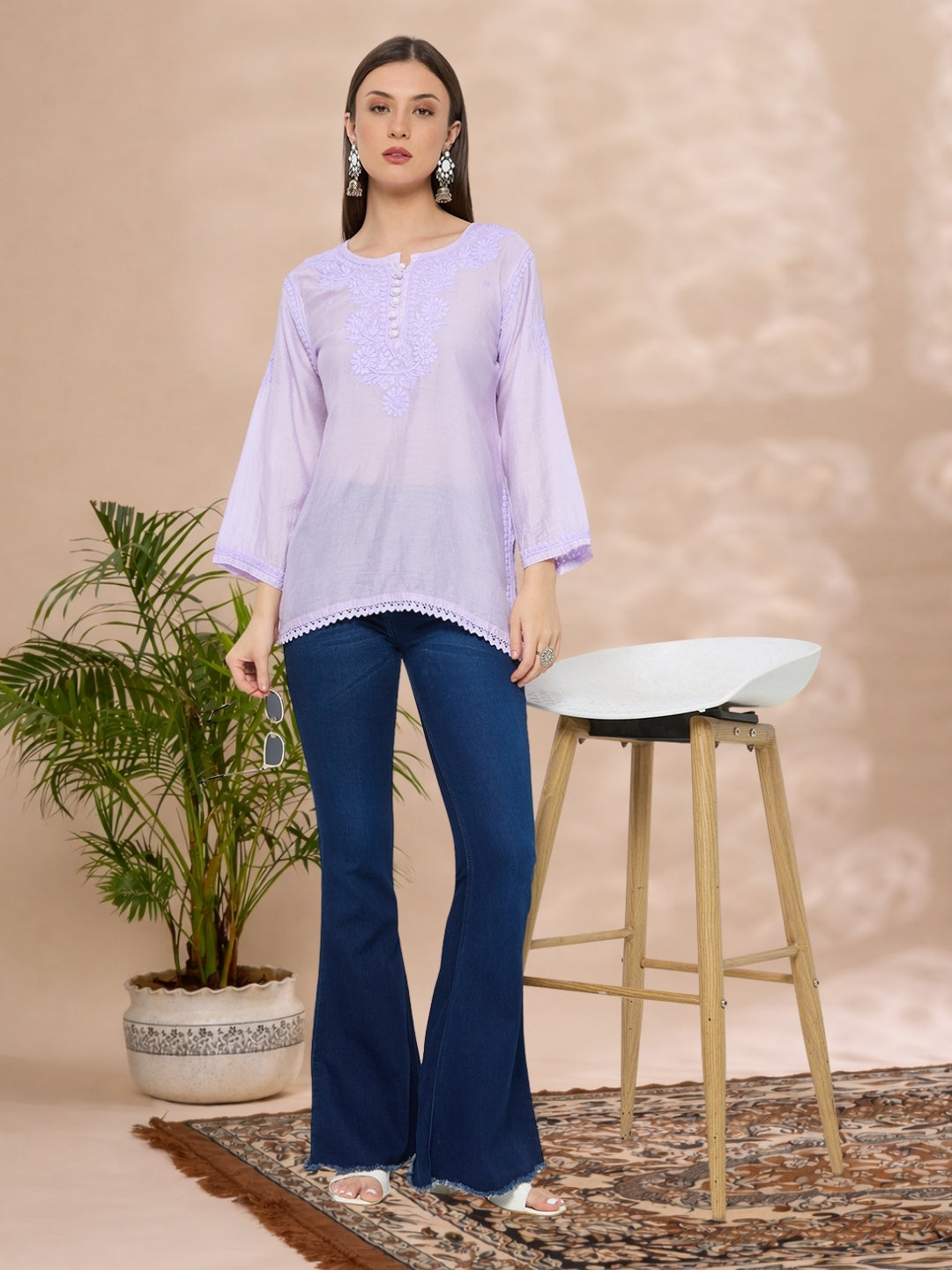 Chanderi Chikankari Solid Women's Short Kurta - Lavendar