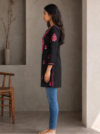 Rayon Chikankari Solid Women's Short Kurta - Black/Pink